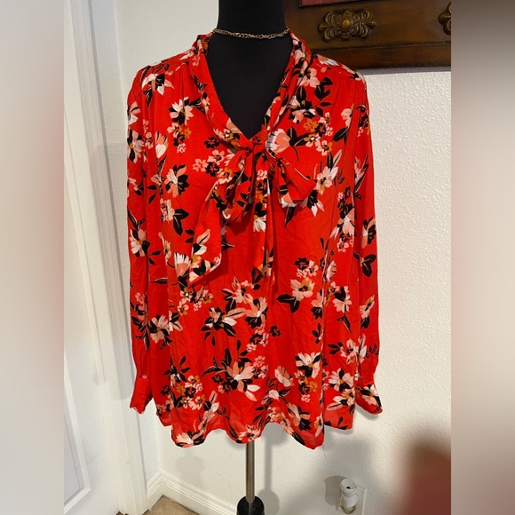 Jessica Simpson blouse - Picture 3 of 4